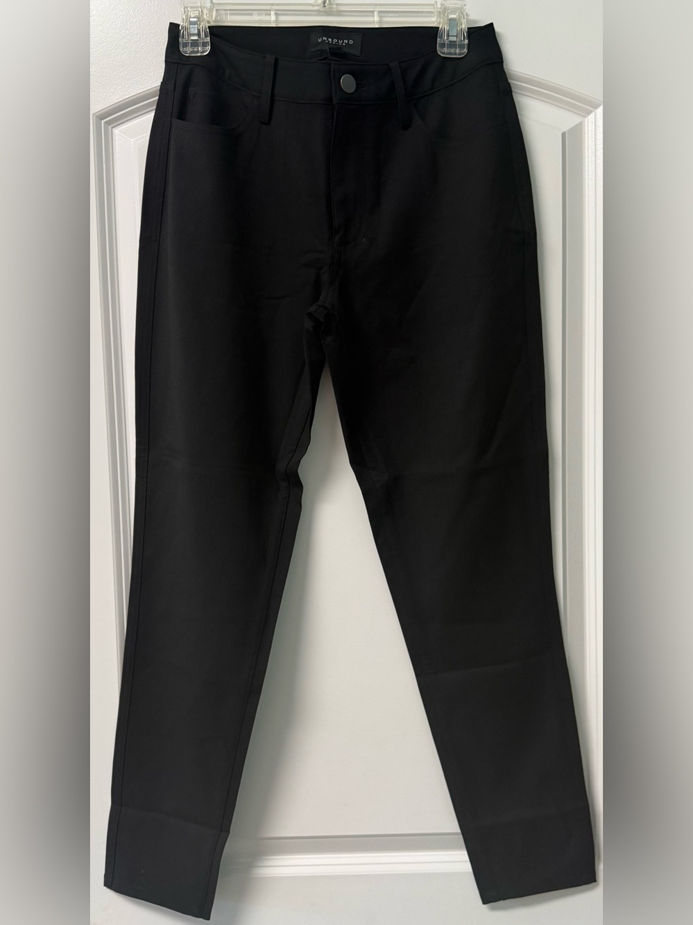 Unbound Merino Women’s Black Slim Dress Pants 26x28